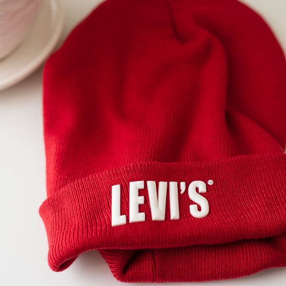 Levi’s Toque - Picture 3 of 4